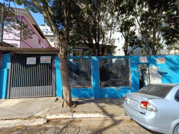 Casa à Venda
