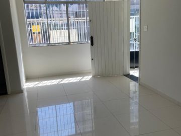 Excelente Sobrado
