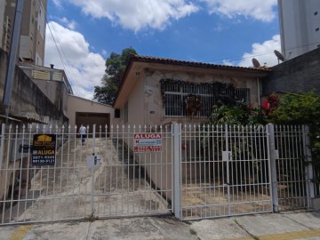 Casa à Venda