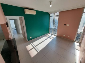 Apartamento à Venda