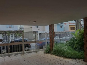 Casa à Venda