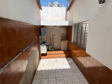Sobrado à Venda