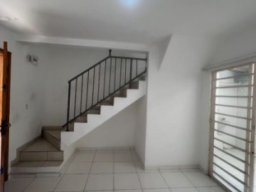 Sobrado em Condomnio para Aluguel