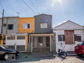 Sobrado à Venda