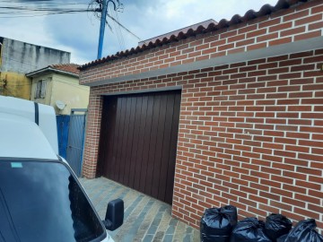 Sobrado à Venda