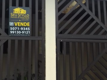 Casa à Venda
