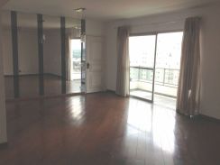 Apartamento à Venda