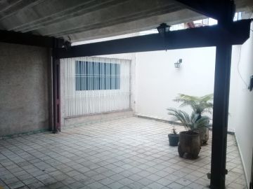 Sobrado à Venda