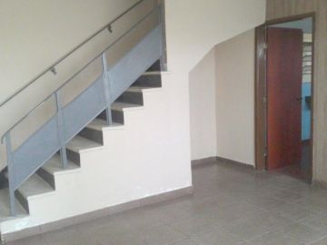 Sobrado à Venda