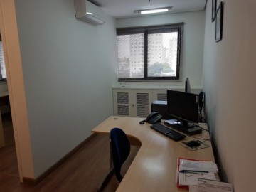 Sala Comercial à Venda