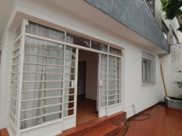 Sobrado à Venda