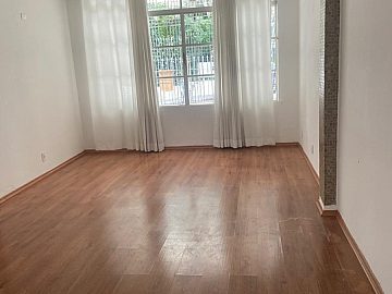 Sobrado para Aluguel