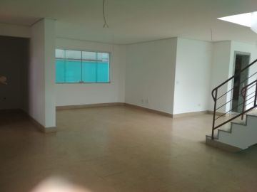 Excelente Sobrado!