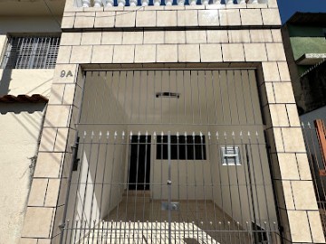 Sobrado à Venda