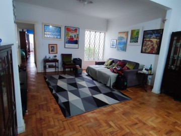 Sobrado à Venda